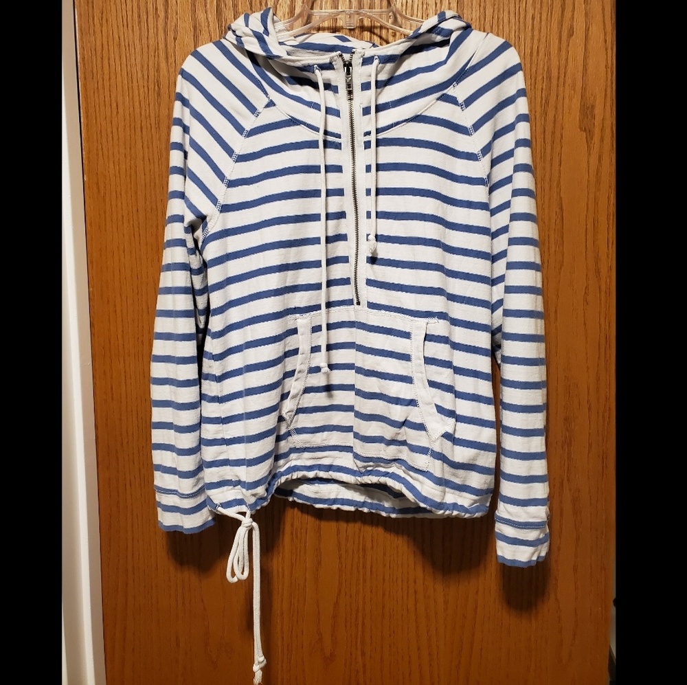 American Eagle Hooded Sweatshirt